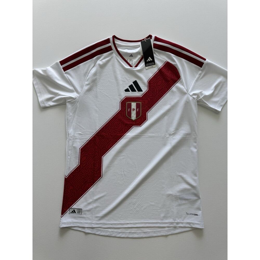 adidas men Peru 26 Home Authentic Jersey Size Medium NWT